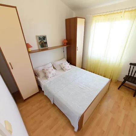 Apartment Lucija Kozino