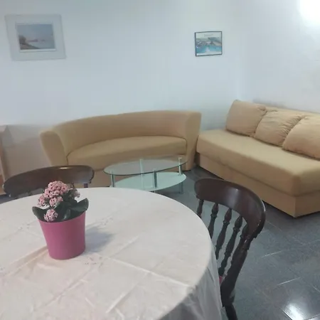 Lucija Apartment